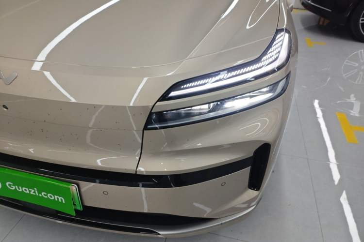 Used ONVO Luxeed L90 2025 Model—Max Six-Seater Version Left Front Headlight