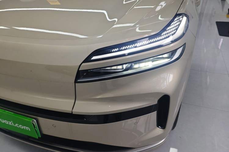 Used ONVO Luxeed L90 2025 Model—Max Six-Seater Version Left Front Headlight