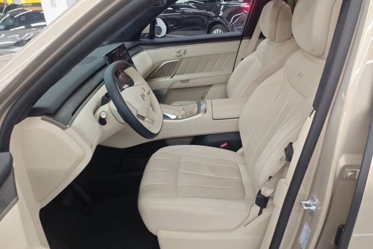 Used ONVO Luxeed L90 2025 Model—Max Six-Seater Version Left Front Seat