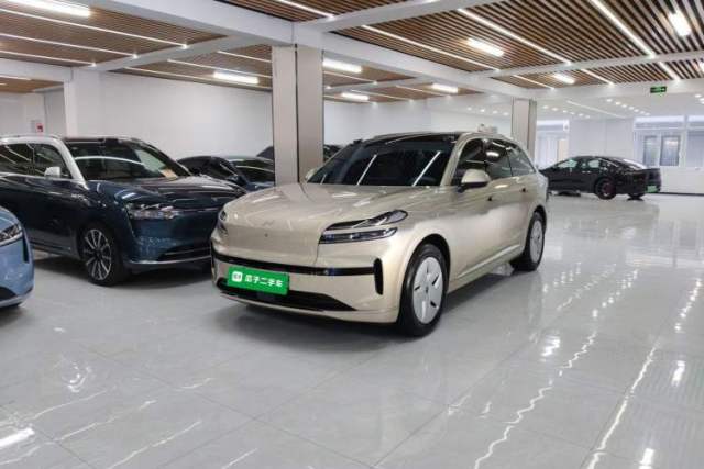Used ONVO Luxeed L90 2025 Model—Max Six-Seater Version