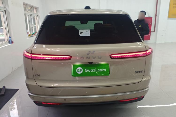 Used ONVO Luxeed L90 2025 Model—Max Six-Seater Version Rear