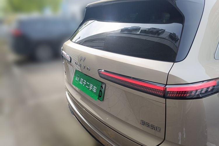 Used ONVO Luxeed L90 2025 Model—Ultra Six-Seater Version Rear