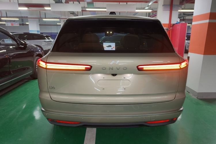 Used ONVO Luxeed L90 2025 Model—Pro Six-Seater Version Rear
