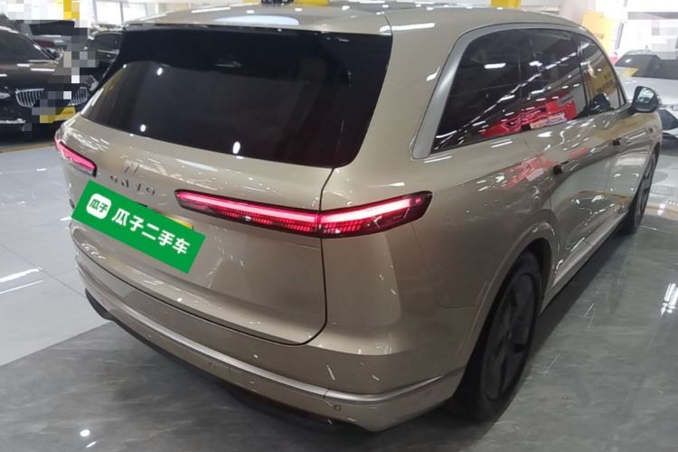 Used ONVO Luxeed L90 2025 Model—Max Seven-Seater Version Rear Right 45 Deg