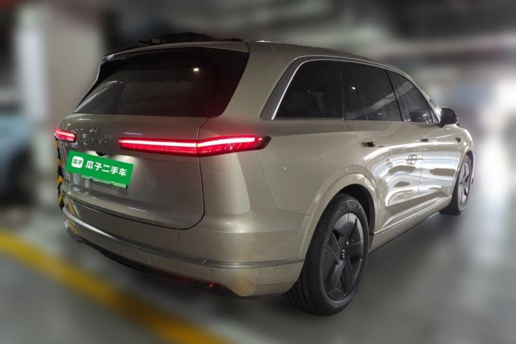 Used ONVO Luxeed L90 2025 Model—Max Six-Seater Version Rear Right 45 Deg