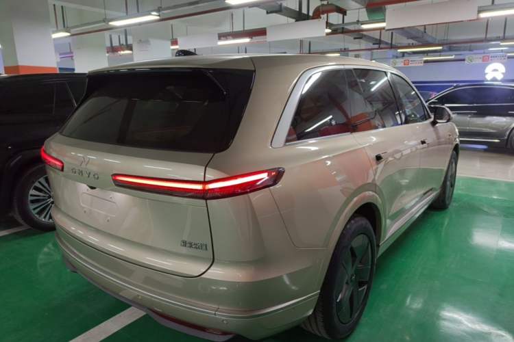 Used ONVO Luxeed L90 2025 Model—Pro Six-Seater Version Rear Right 45 Deg