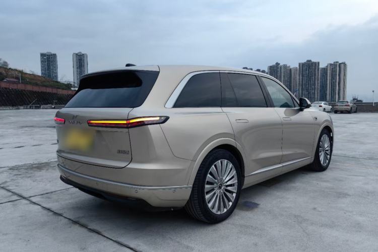 Used ONVO Luxeed L90 2025 Model—Max Six-Seater Version Rear Right 45 Deg