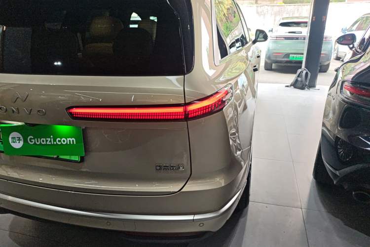 Used ONVO Luxeed L90 2025 Model—Pro Six-Seater Version Right Rear Taillight