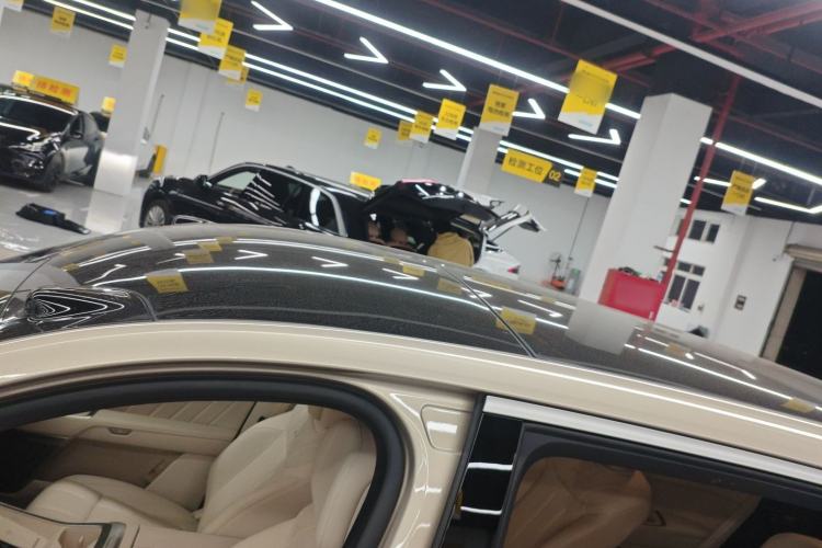 Used ONVO Luxeed L90 2025 Model—Max Six-Seater Version Roof