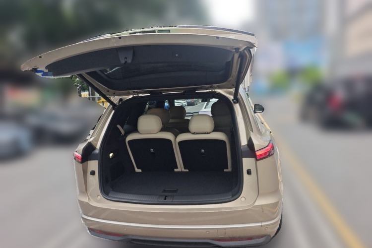 Used ONVO Luxeed L90 2025 Model—Max Six-Seater Version Trunk