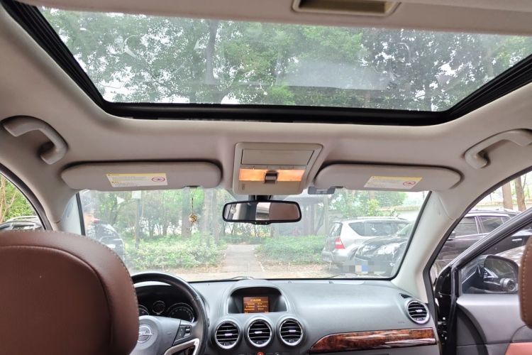 Used Opel Antara 2011 2.4 Luxury Four-Wheel-Drive Model Headliner