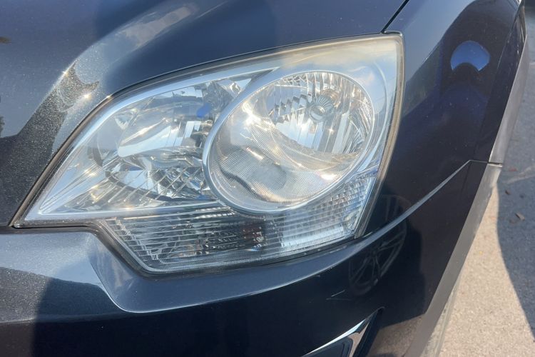 Used Opel Antara 2011 2.4 Comfort Two-Wheel Drive Left Front Headlight