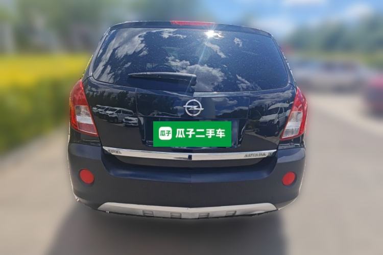 Used Opel Antara 2011 2.4 Comfort Four-Wheel Drive Edition Rear