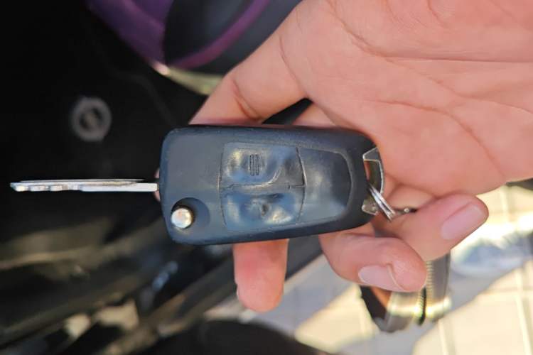 Used Opel Antara 2011 2.4 Comfort Four-Wheel Drive Edition Vehicle Key