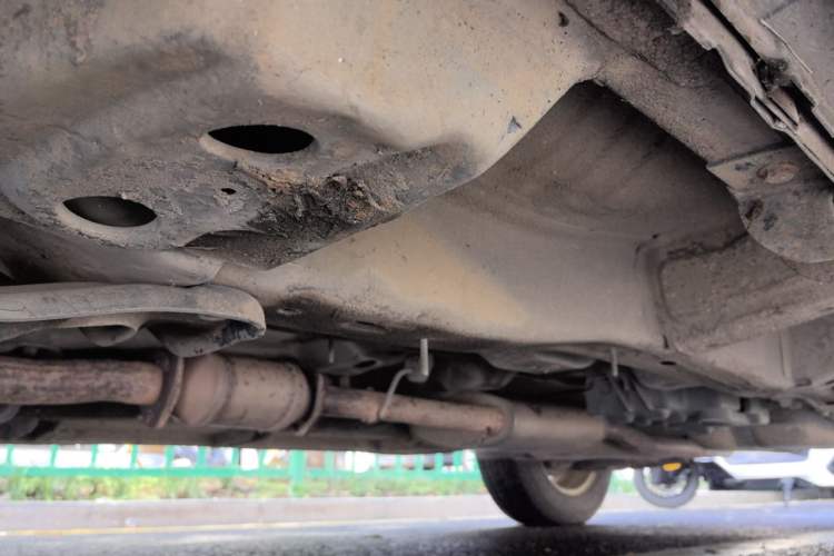 Used Opel Antara 2011 2.4 Comfort Two-Wheel Drive Chassis Front Left