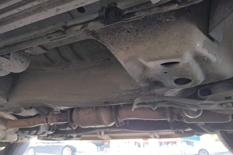 Used Opel Antara 2011 2.4 Comfort Two-Wheel Drive Chassis Front Right