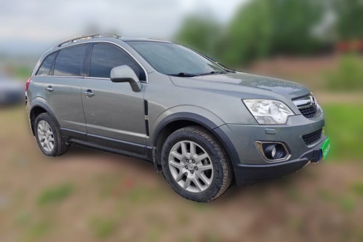 Used Opel Antara 2011 2.4 Comfort Four-Wheel Drive Edition Front Right 45 Deg