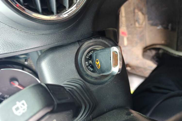 Used Opel Antara 2011 2.4 Comfort Four-Wheel Drive Edition Vehicle Key