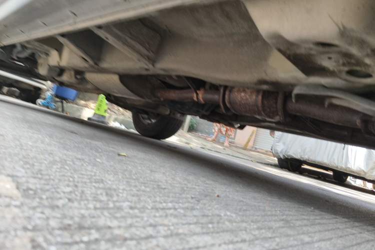 Used Opel Antara 2011 2.4 Comfort Two-Wheel Drive Chassis Front Right