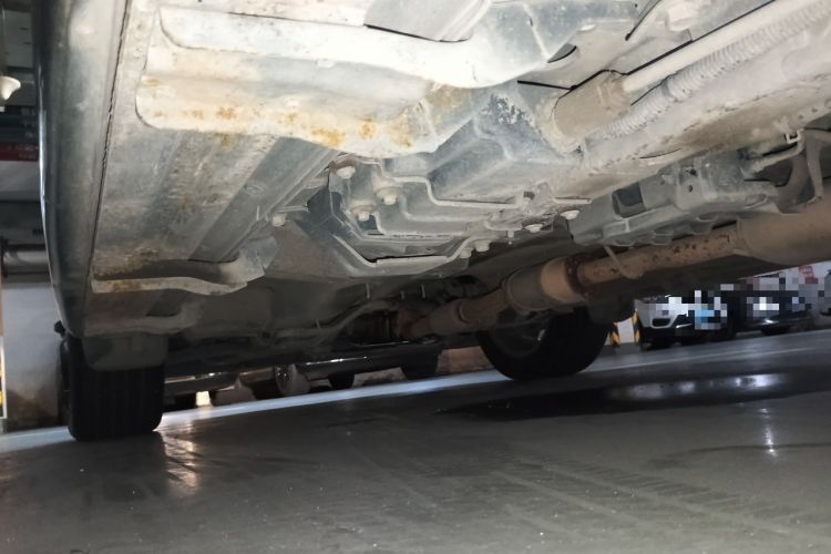 Used Opel Antara 2011 2.4 Luxury Two-Wheel-Drive Version Chassis Rear Left
