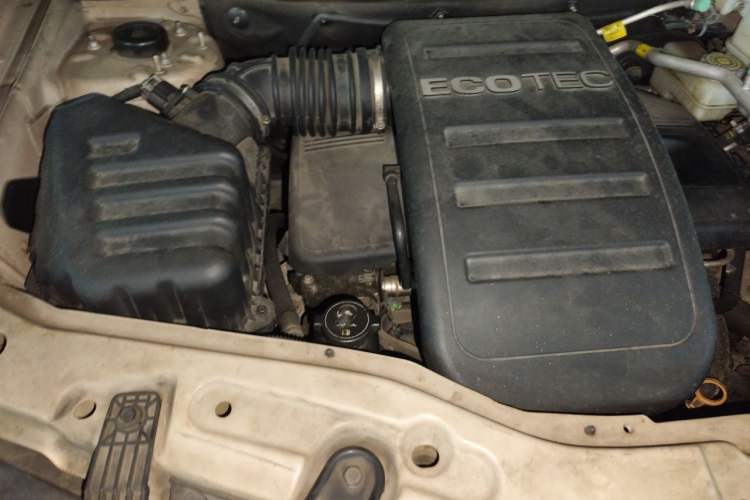 Used Opel Antara 2011 2.4 Comfort Two-Wheel Drive Engine Bay Right