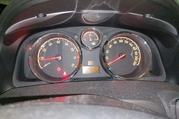 Used Opel Antara 2011 2.4 Luxury Four-Wheel-Drive Model Instrument Cluster