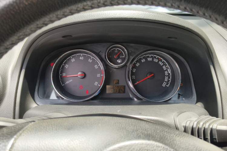 Used Opel Antara 2011 2.4 Comfort Two-Wheel Drive Instrument Cluster