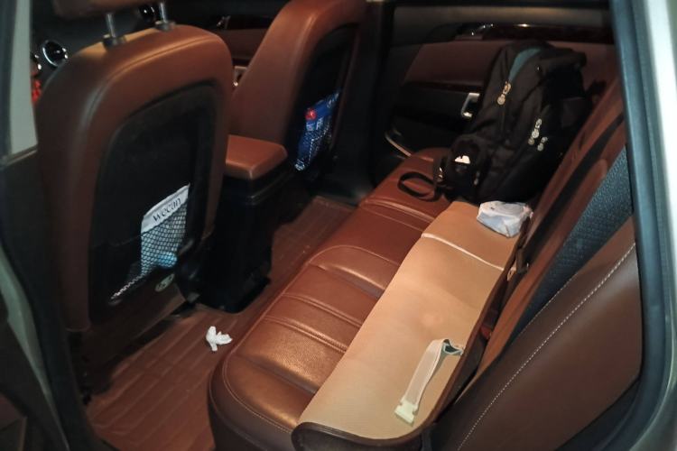 Used Opel Antara 2011 2.4 Luxury Two-Wheel-Drive Version Left Rear Seat