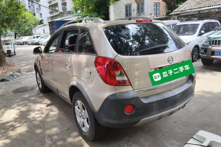 Used Opel Antara 2011 2.4 Comfort Two-Wheel Drive Rear Left 45 Deg