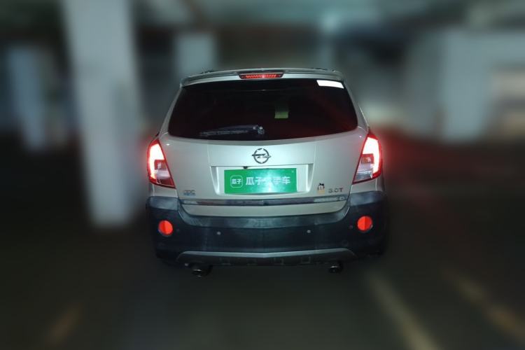 Used Opel Antara 2011 2.4 Luxury Four-Wheel-Drive Model Rear