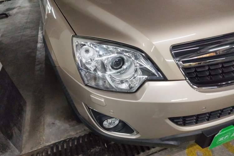 Used Opel Antara 2011 2.4 Comfort Two-Wheel Drive Right Front Headlight