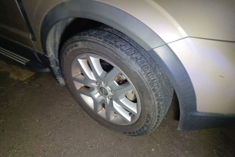 Used Opel Antara 2011 2.4 Luxury Four-Wheel-Drive Model Right Front Wheel Hub