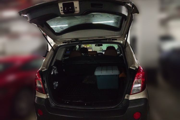 Used Opel Antara 2011 2.4 Comfort Two-Wheel Drive Trunk