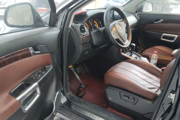Used Opel Antara 2012 2.4L 4x4 Luxury Edition Driver Seat