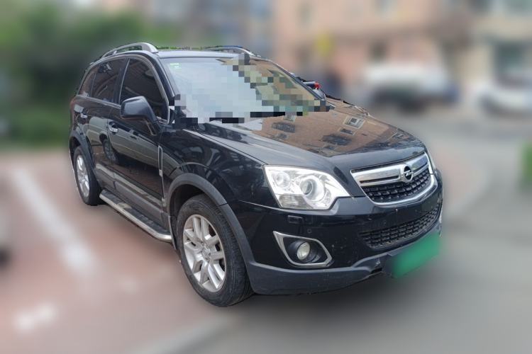 Used Opel Antara 2012 2.4L 4x4 Luxury Edition Front Right 45 Deg