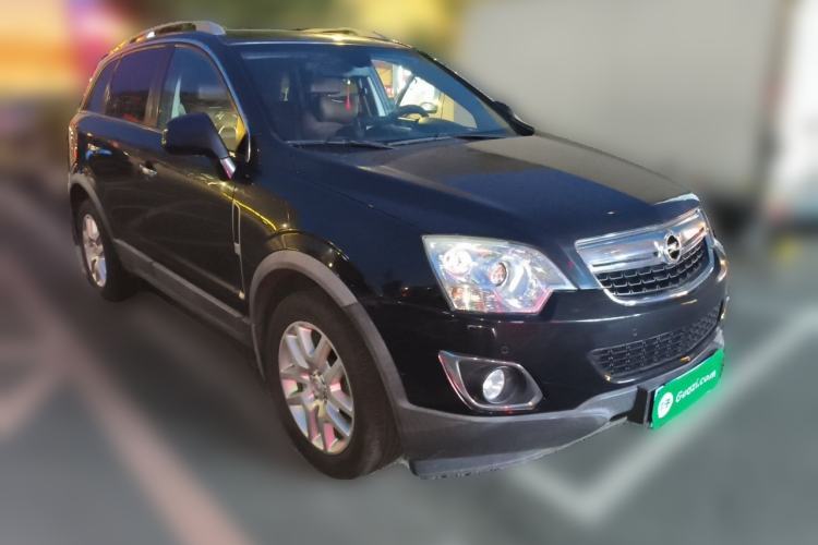 Used Opel Antara 2012 2.4L 4x4 Luxury Edition Front Right 45 Deg
