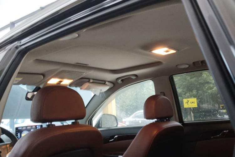 Used Opel Antara 2012 2.4L 4x4 Luxury Edition Headliner