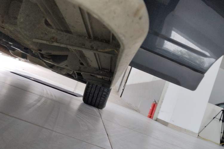 Used Opel Antara 2012 2.4L 4x4 Luxury Edition Left Side Sill