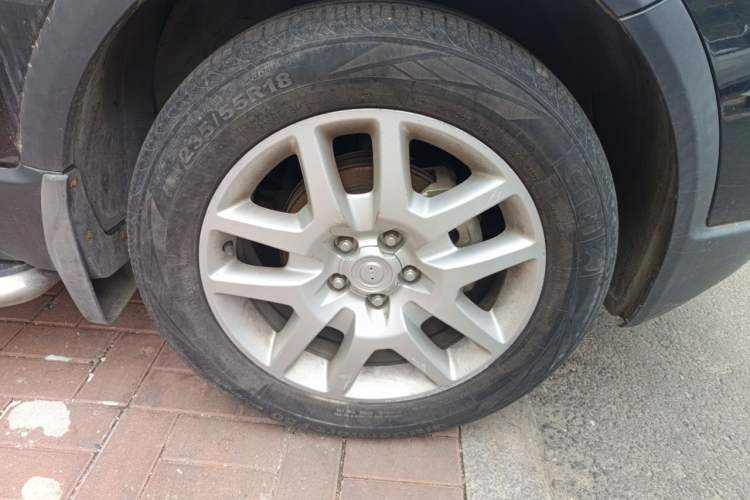 Used Opel Antara 2012 2.4L 4x4 Luxury Edition Right Front Wheel Hub