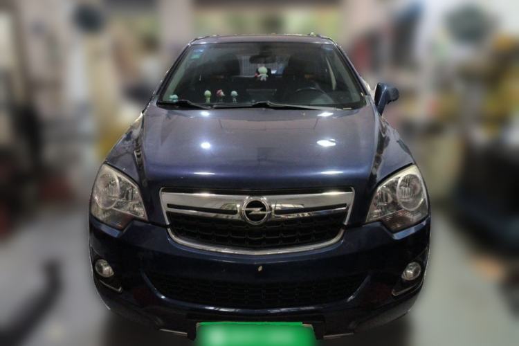 Used Opel Antara 2012 2.4L 4x4 Comfort Edition Front