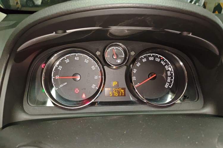 Used Opel Antara 2012 2.4L 4x4 Luxury Edition Instrument Cluster