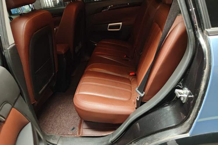 Used Opel Antara 2012 2.4L 4x4 Luxury Edition Left Rear Seat