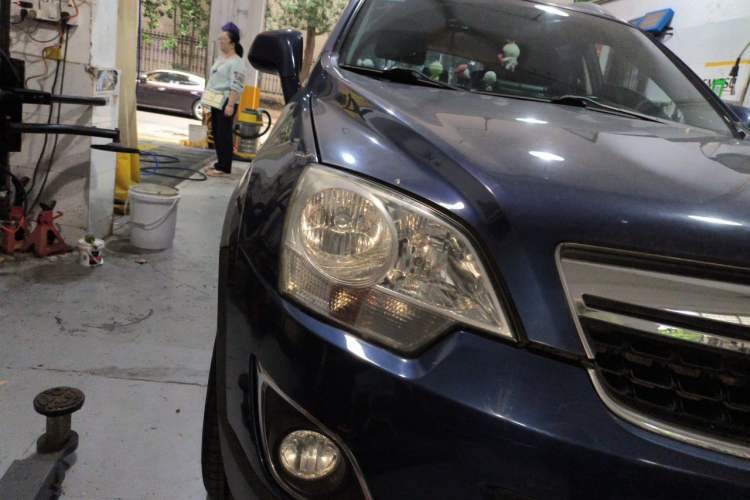 Used Opel Antara 2012 2.4L 4x4 Comfort Edition Right Front Headlight