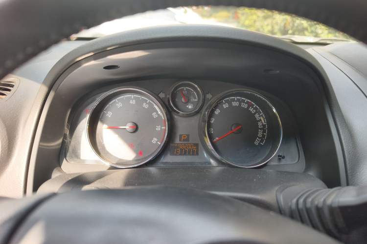 Used Opel Antara 2012 2.4L 4x4 Luxury Edition Instrument Cluster