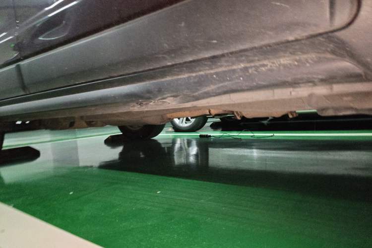 Used Opel Antara 2012 2.4L Two-Wheel-Drive Comfort Edition Chassis Front Right