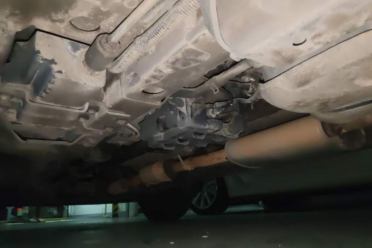 Used Opel Antara 2012 2.4L Two-Wheel-Drive Comfort Edition Chassis Rear Left