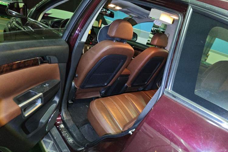 Used Opel Antara 2012 2.4L Two-Wheel-Drive Comfort Edition Left Rear Seat