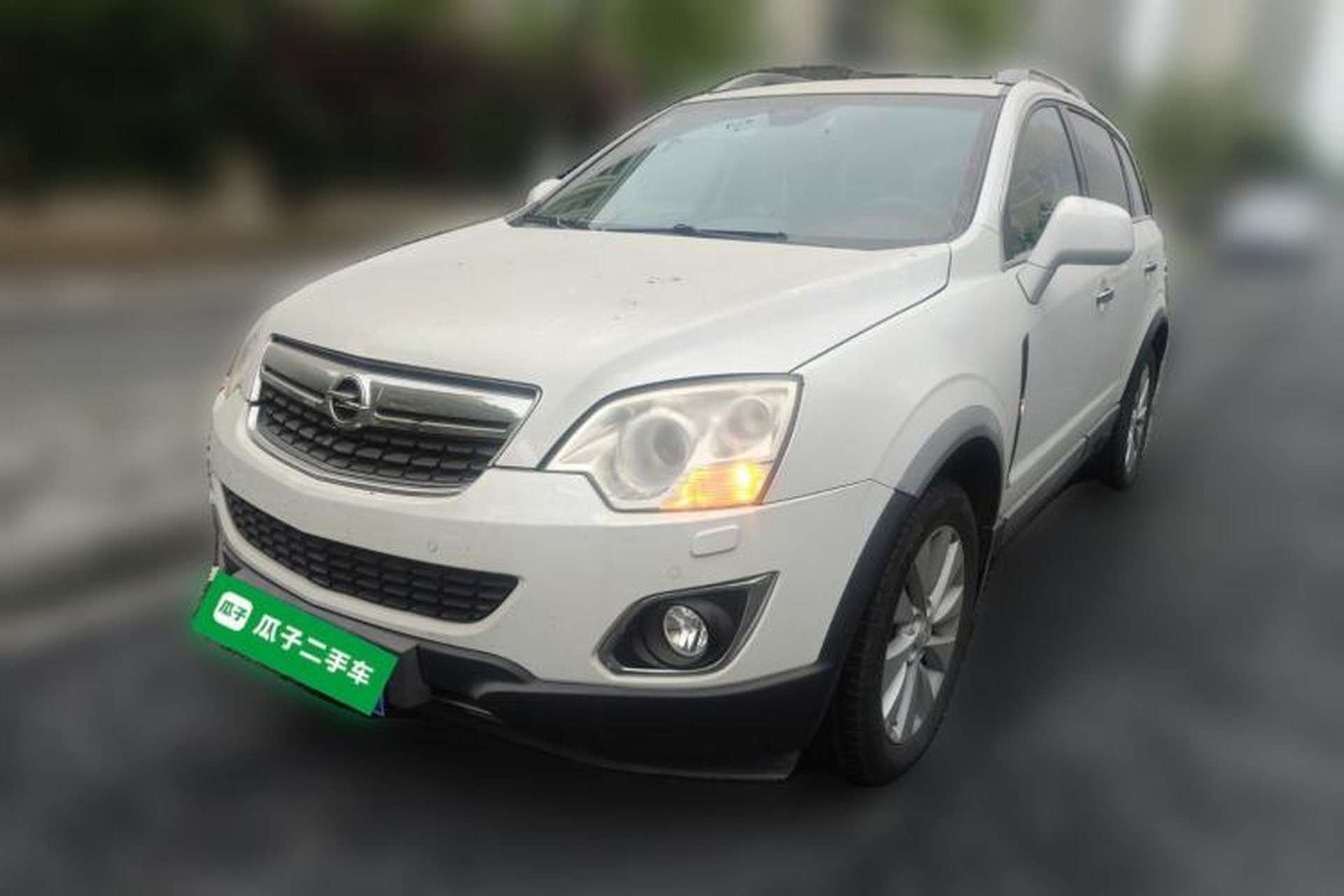 Used Opel Antara 2012 2.4L Two-Wheel-Drive Luxury Edition Front Left 45 Deg