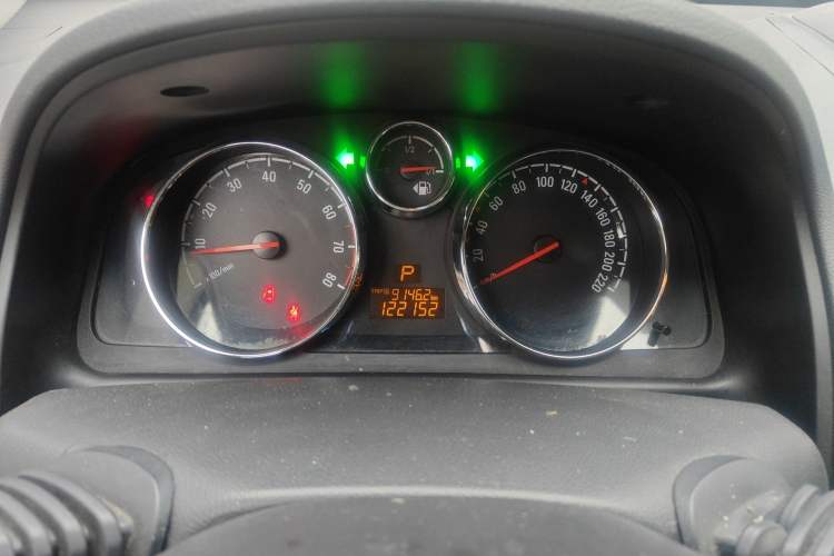 Used Opel Antara 2012 2.4L Two-Wheel-Drive Luxury Edition Instrument Cluster