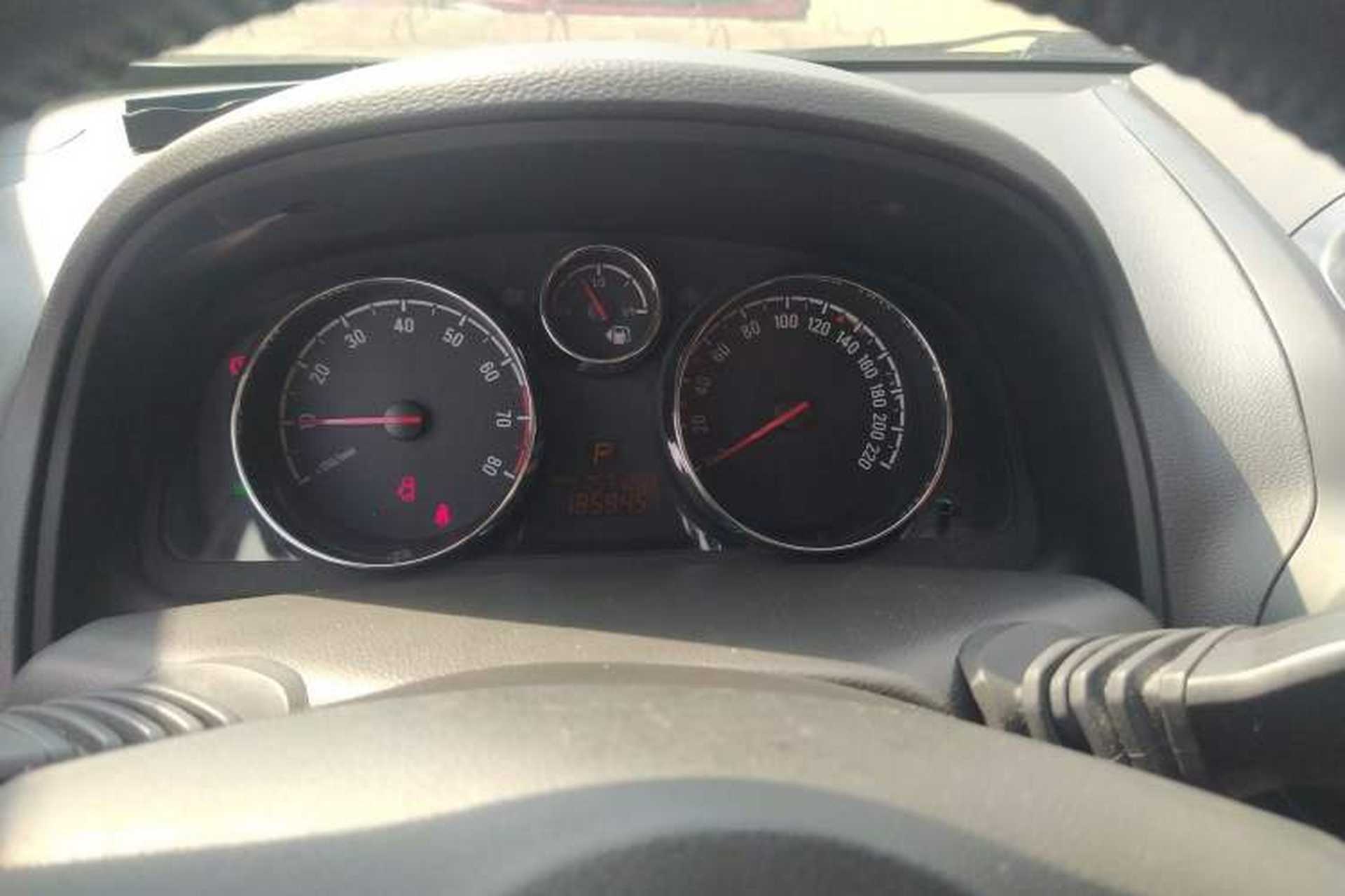 Used Opel Antara 2012 2.4L Two-Wheel-Drive Luxury Edition Instrument Cluster